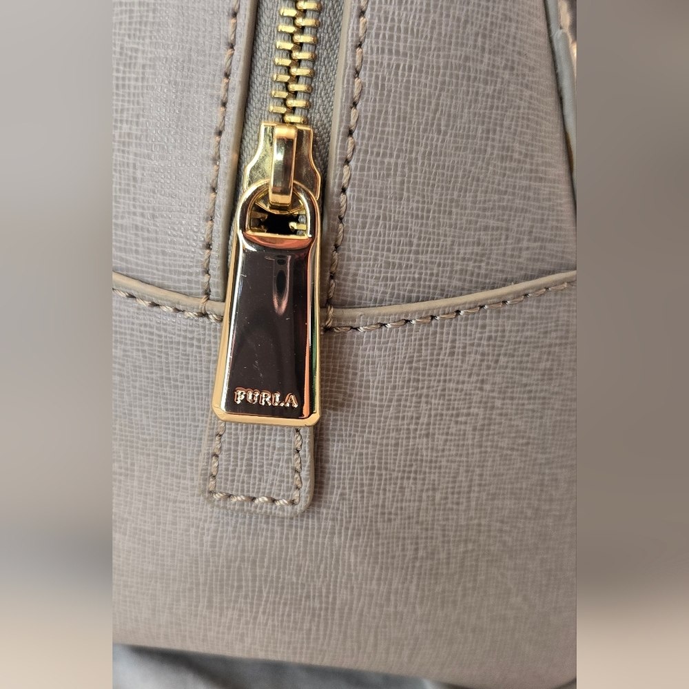 Furla Gray Saffiano Leather Satchel Crossbody Bag Gold Hardware - Picture 4 of 14